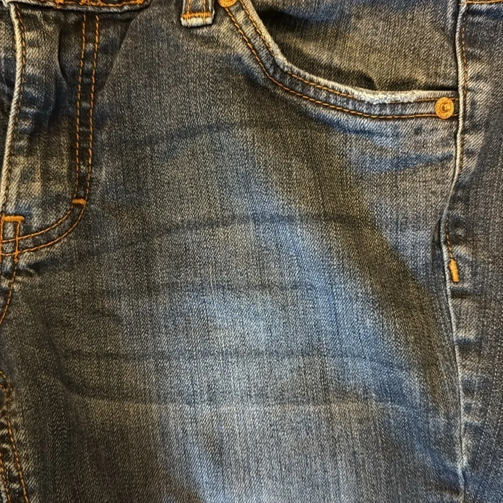 Mossimo Skinny Premium Denim Women’s Faded Reg Wash Sz 8L Jeans
